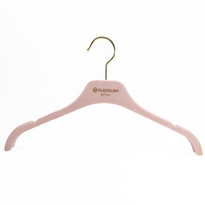 China CLASSIC Thin Pink Velvet Plastic Hanger Clips Hanger Save Space Velvet Hanger for sale