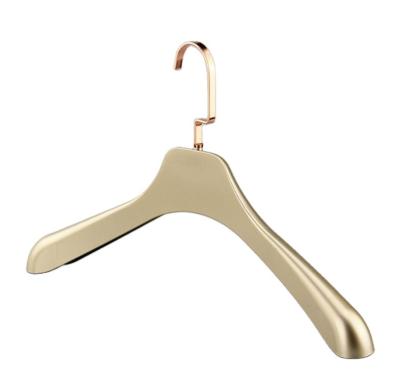 China SHOW LY-272 Gold Coat Hanger Plastic Electric Coat Hanger with Rose Gold Hook for sale