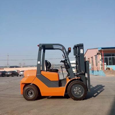 Cina Container Mast 3000kg Diesel Counterbalance Chinese C490 3 Ton Diesel Forklift in vendita