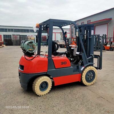 China 3.0T LPG Forklift Use In Warehouse 3m Mast Solid Tires Dual Fuel Forklift for sale