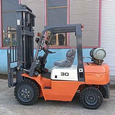 China Triplex Mast 4.5m 3T Gasoline Forklift 3000kgs LPG Powered Forklift for sale