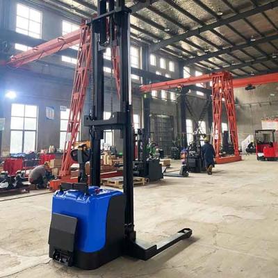 China Standing Electric Straddle Pallet Stacker SGS Battery Operated Pallet Stacker for sale