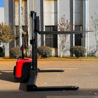 China Standing Electric Straddle Stacker Warehouse Counterbalance Pallet Stacker 2Ton for sale