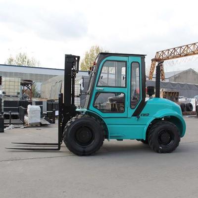 China 3500 kg All-Terrain-Fork Truck ISUZU Motor Automatisches Getriebe zu verkaufen