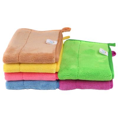 China Sustainable Netting Drying Cleaning Microfiber Towel Car Wash Detailing Coral Fleece 600GSM à venda