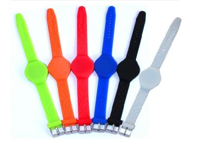 China 13.56Mhz  Adjustable Silicone RFID Bracelet Wristband for Water Park for sale