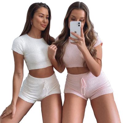 China Anti-wrinkle Crop Tops Crewneck Sweater Shorts Women's Summer Knitted Sweater Sets for sale