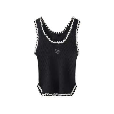 China Fashion Anti-pilling Knitted Tank Sweater Vest Flower White Black Women Knitted Sleeveless Sweater Manufacturers for sale