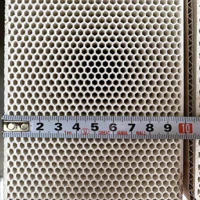 China Honeycomb Ceramic Heat Regenerator Honeycomb Heat Accumulator Good Heat Storage for sale
