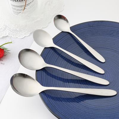 China Sustainable Stainless Steel Dinner Silver Spoon Good Selling Round Soup Spoon for sale