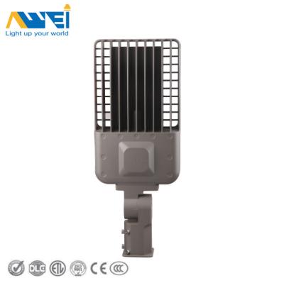 China Die-casting Aluminum Module LED Light Fixtures LED Street Light Fixtures 50W-200W Used In Highway, Main Road for sale