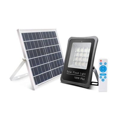 China 100W zonne-energie IP65 Zonne-Led Buiten Flood Light Hoog vermogen Lange levensduur Gebruikt in fabrieken en buitenruimtes Te koop