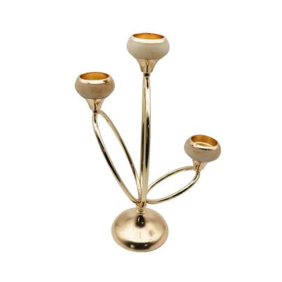 China Hot Anomaly China Factory Sale Living Room Metal Decorations TV Cabinet Plating Wedding Iron Process Candlesticks for sale