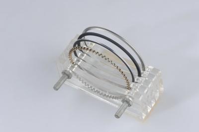 China Steel 4 Stroke Motorbike Piston Rings For YAMAHA100 / ZY125 / LC100 / LC135 for sale