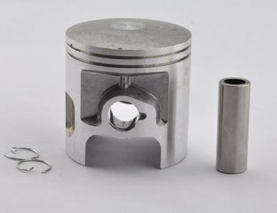 China Motorcycle Two Stroke Engine Piston For Suzuki FD110 / GN125 / GS125 / EN125 for sale