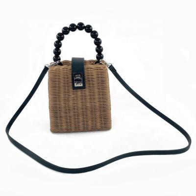 China Fashoion 2022 Hot Summer Beach Women Handbags Rattan Women Handbags for sale