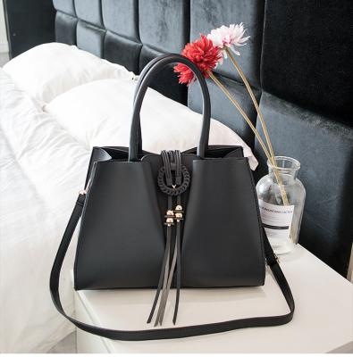 China New Designer Female Lady Simple Pure Color Bucket Shoulder Handbags Women Bag Suppliers for sale