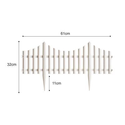 China Easily Assembled Patio Landscape Bed Edge Border Fence Ornamental Rustproof Plastic Vegetable Garden Fencing Panel for sale