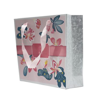 China Lovely Recyclable Design Pink Color Printed Paper Bag Cardboard Gift Wrapping Gift Bag for sale