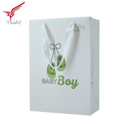 China Matte Lamination Custom Printed Paper Bags Natural Silk Screen Printing for sale