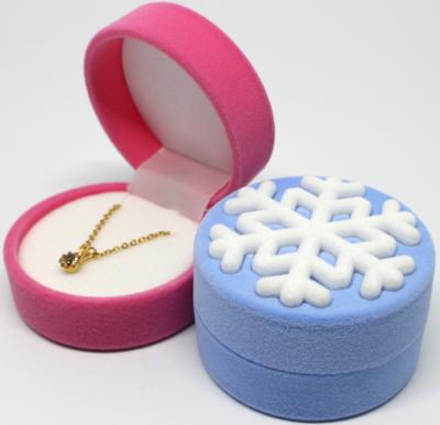 China New arrival round shape velvet flocked jewelry earring gift box in snowflake style for sale