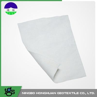 Chine Géotextile non tissé gris de drainage de filament d'ANIMAL FAMILIER pour la séparation à vendre