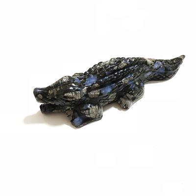 China China Wholesale Hand Carved Natural Crystal Quartz Carved Crocodile Animal Crystal Decoration for sale