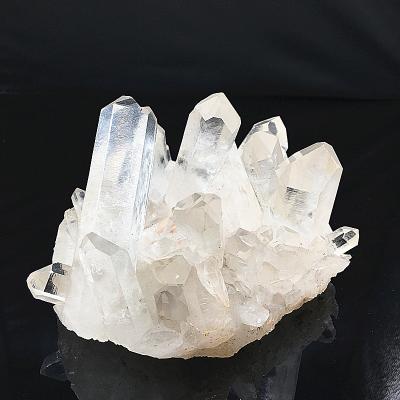 China China Wholesale High Quality Natural Rock Quartz Crystal Cluster Group Home Decoration Transparent White Gifts for sale