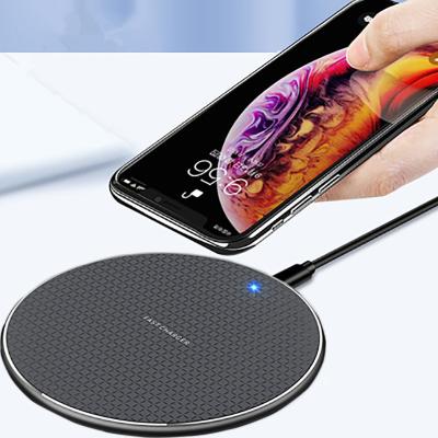 China Mobile Phone 5W 10w Smart Wireless Fast Charger For Phone for sale