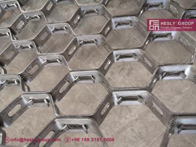 China 20X2.0X50mm Galvanised Steel  Hexmesh With Bonding Hole | China Exporter for sale