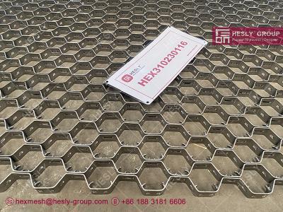 China 310S Hexsteel Refractory Lining | Strips height 25mm | 50mm hexagonal hole | Offset clench bonding - Hesly China Factory for sale