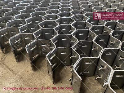 China 310S stainless steel hexmesh duct refractory lining, 2