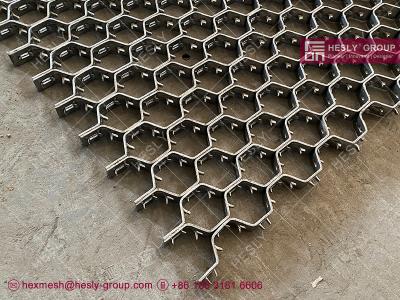 China Refractory Hex Mesh | 253MA Carbon Steel | 3.0X25mm strip | 50mm hexagonal hole -HESLY China group for sale