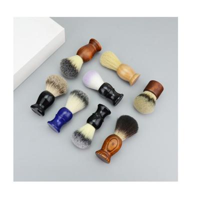 China Durable Shaving Brush for Men's Fashion Hot Shaving Brush for Men's Solid Wood Handle Shaving Brush Beard for sale