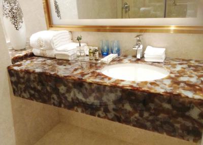 China Brown-Bad-Jade-Stein Countertops-Lieferant mit einzelnem Becken, abgezogene Steincountertops zu verkaufen