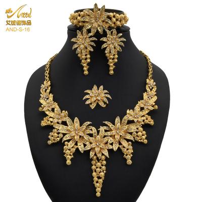 China Romantic Bridal Women Earrings Hair Jewelry Neck Sets Indian Bridal Necklace Jewelry Collar Scarves Wedding Jewelry Chain Set for sale