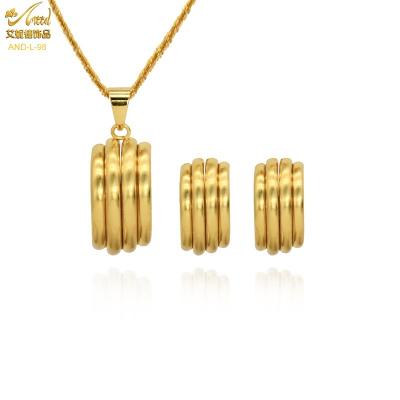 China Romantic Indian Style Below Heavy Heart Jewelry Ad 300 Broken Pendant For Couples 1 Sita Girls Cute Gold Plated Earring Necklace Set Set for sale