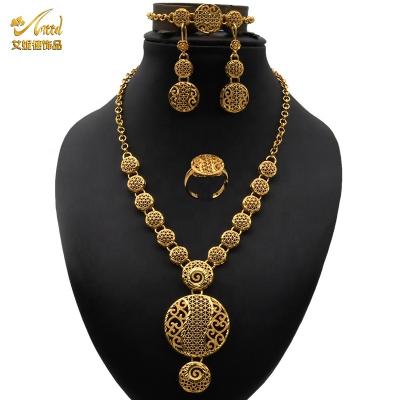 China Factory Price Fashion Alloy 24K Gold Necklace Romantic Indian For Wedding Gifts Copper Jewelry Set for sale