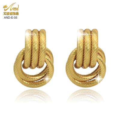 China Romantic Handmade Findings Bridal Earings Gold Plated Cute Jewelry Vintage Rhinestone 18K Gold Wedding Earring 2021 Clip On Earrings for sale