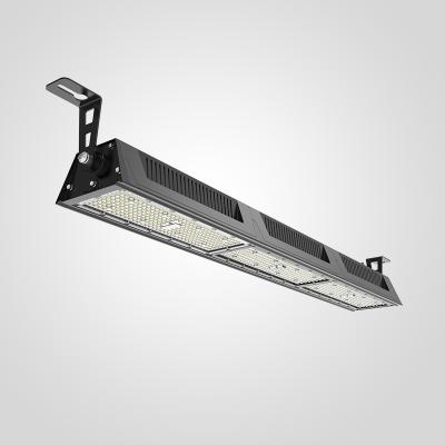 China 400W Linear High Bay LED Lights With 45000lm 60000lm High Bright Efficient for sale