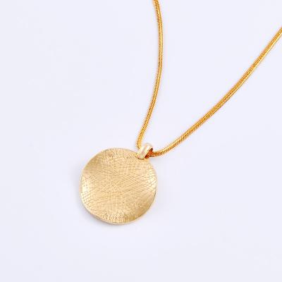 China CLASSIC Fashionable 14K/18K Gold Chain Stainless Steel Necklace Around Circle Pendant Necklace For Men And Women for sale