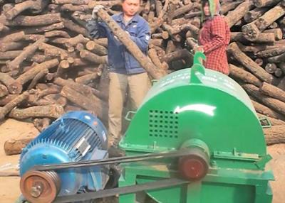 Chine Le rendement élevé concasseur en bois de machine écrasant la machine font la sciure en bois à vendre