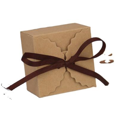 China Small Recycled Materials Packaging Paper Box Gift Box Wedding Favors Dessert Cake Craft Paper Bag for sale