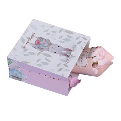 China Custom Materials Luxury Design Recycled Shipping Cardboard Corrugated Gift Apparel Packaging Box for sale