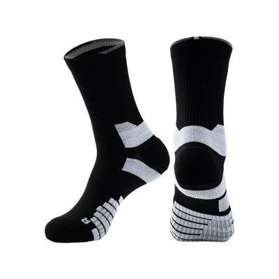 China Factory Wholesale Price Custom Sweat-absorbent Men Thicken Comfortable Sports Socks For Cycling for sale