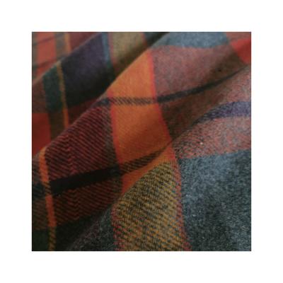 China Wind Proof 30%Wool 70%Polyester Flannel Plaid Fall And Winter Fabric Custom Wool Fabric For Ladies Coats for sale