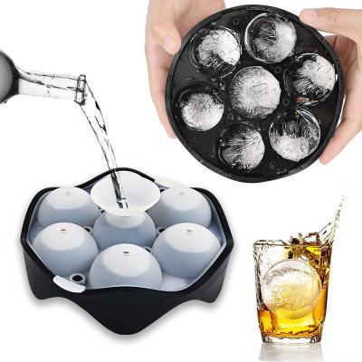 China Large Viable Ice Cube Trays, Ice Balls For Whiskey Easy Release Silicone Ice Cube Tray With Lid for sale