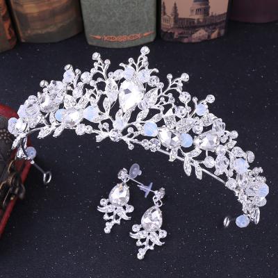 China Romantic Alloy Diamond Crystal Bright Tiara Rhinestone Crown Handmade Design Partywear Earrings New 2 Pieces Hair Accessories for sale