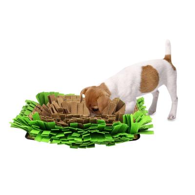 China Breathable Interactive Nose Mat Pet Dog Feeding Mat for sale