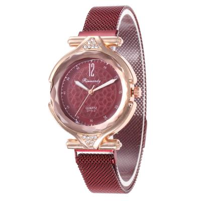 China Fashion\Original New Style 2020 Elegance Lady Wrist Watch Fashion Watch Magnet Hand Luxury Female Strap Watch For Women for sale